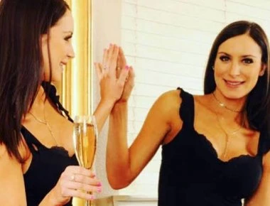 Ιερόδουλη αποκαλύπτει το μηνιαίο της «μισθό»- Εγκατέλειψε την προηγούμενη της δουλειά για περισσότερα χρήματα (φωτό)